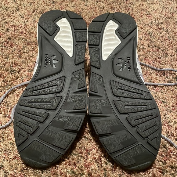 Mens Adidas - Picture 4 of 8